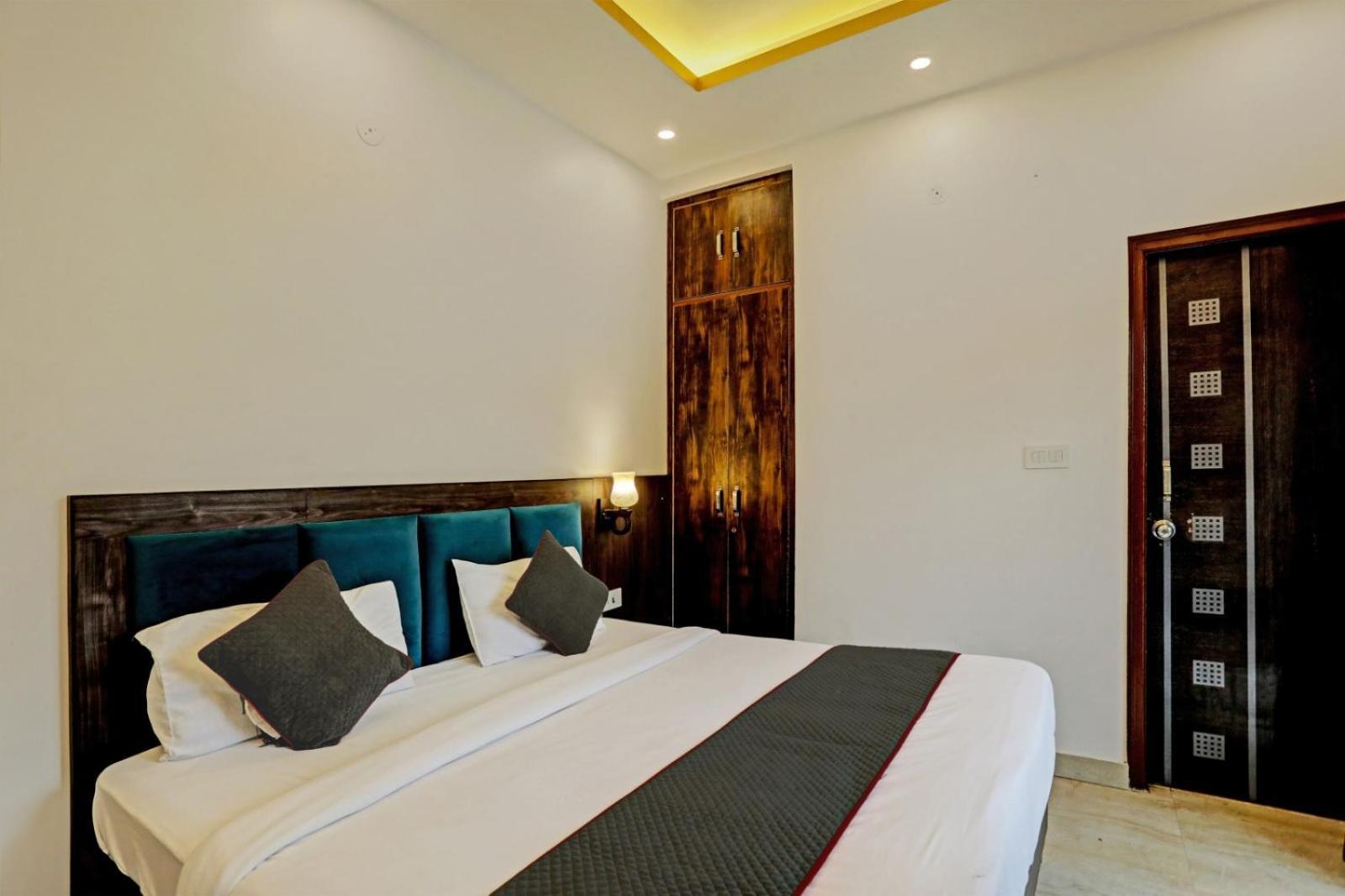 Grand Aerotech Delhi Airport 4*